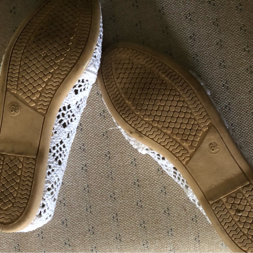 Basic Editions Crocheted Flats Size 6 1/2 - Picture 3 of 5